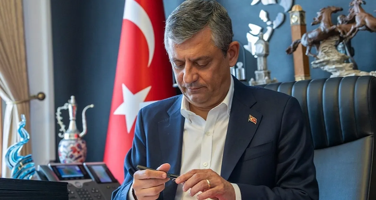 Chpden istifa eden milletvekilleri tbmm sistemine bagimsiz olarak islendi yyJYVJdY